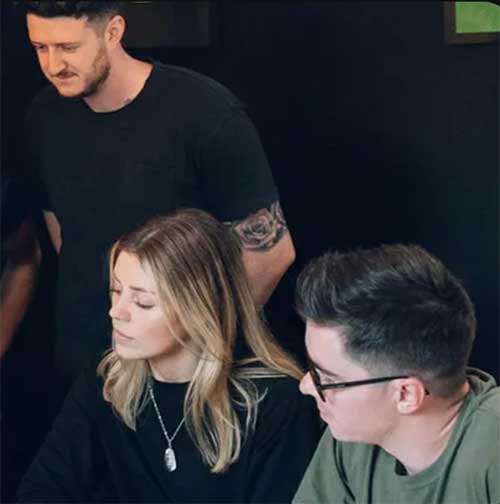 عنوان 2 اینجا قرار می گیرد